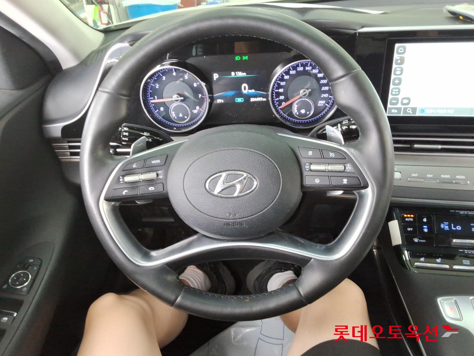 2022 - hyundai grandeur