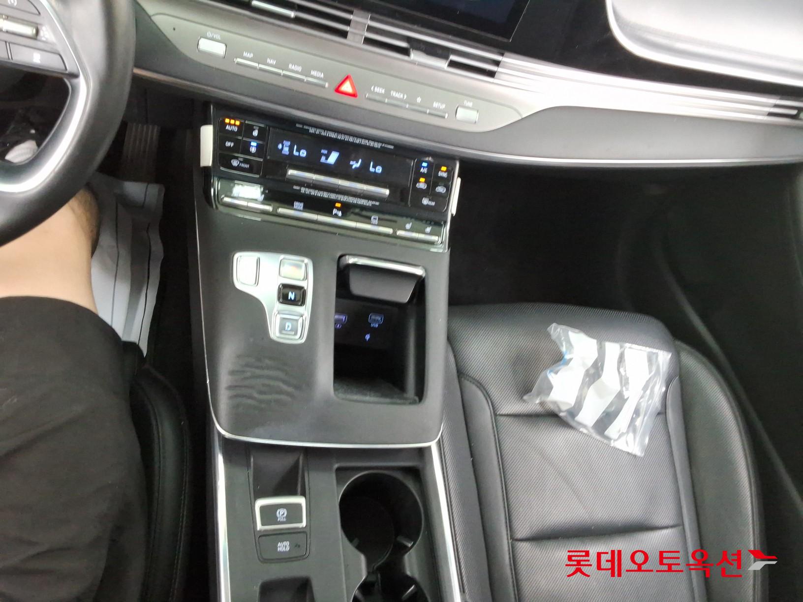 2022 - hyundai grandeur