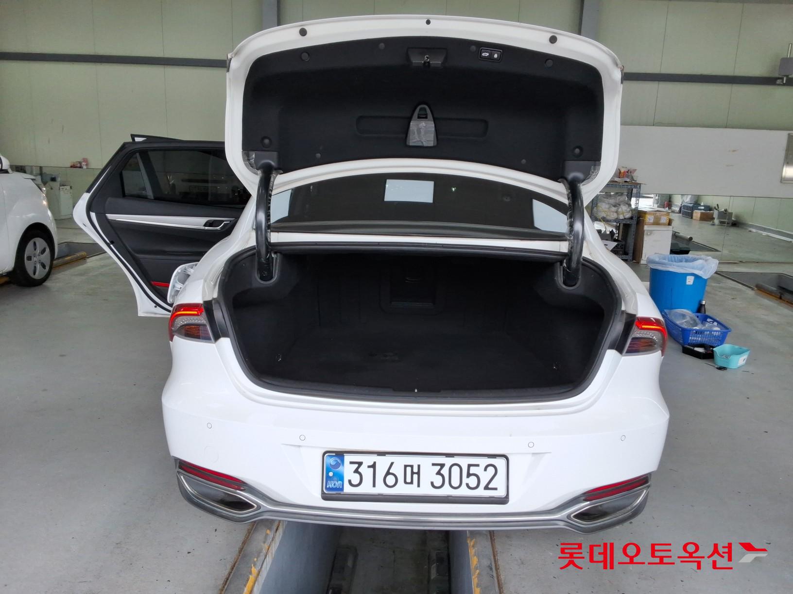 2022 - hyundai grandeur