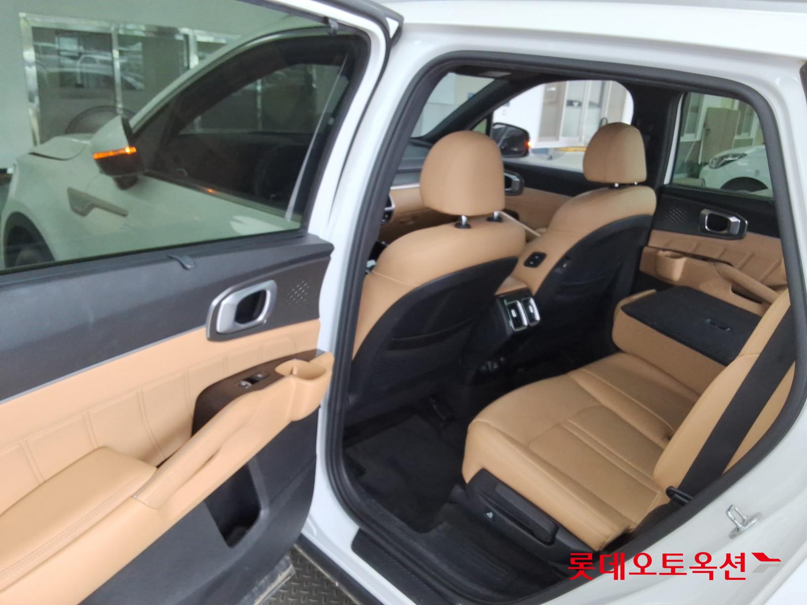 2021 - kia sorento