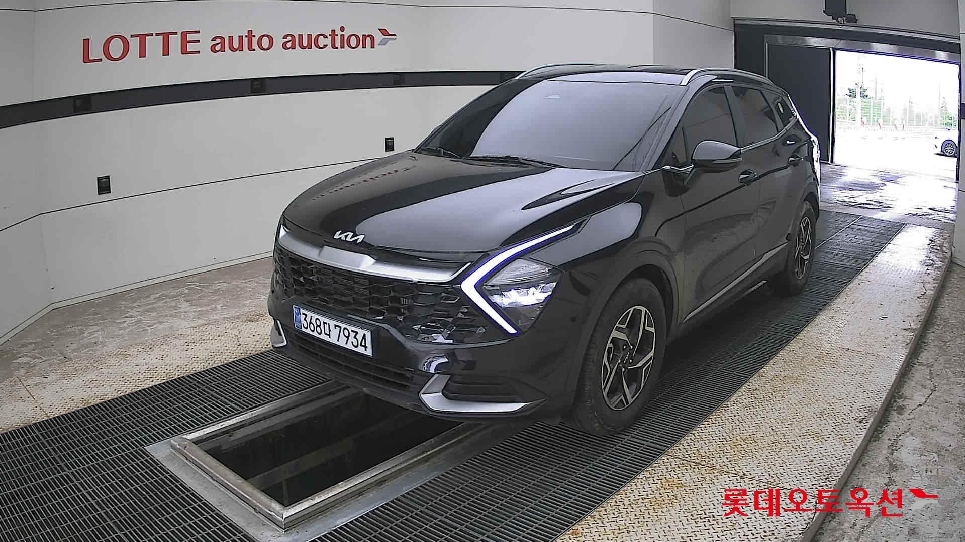 2023 - kia sportage