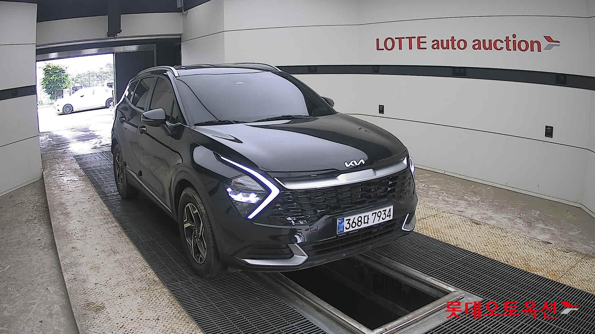 2023 - kia sportage