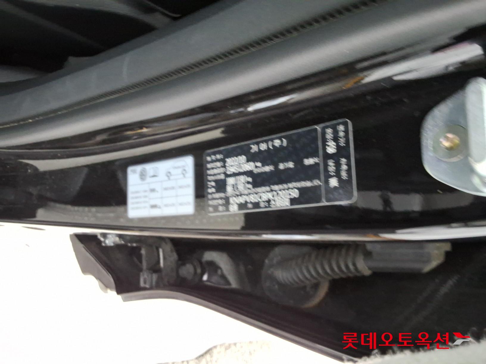 2023 - kia sportage