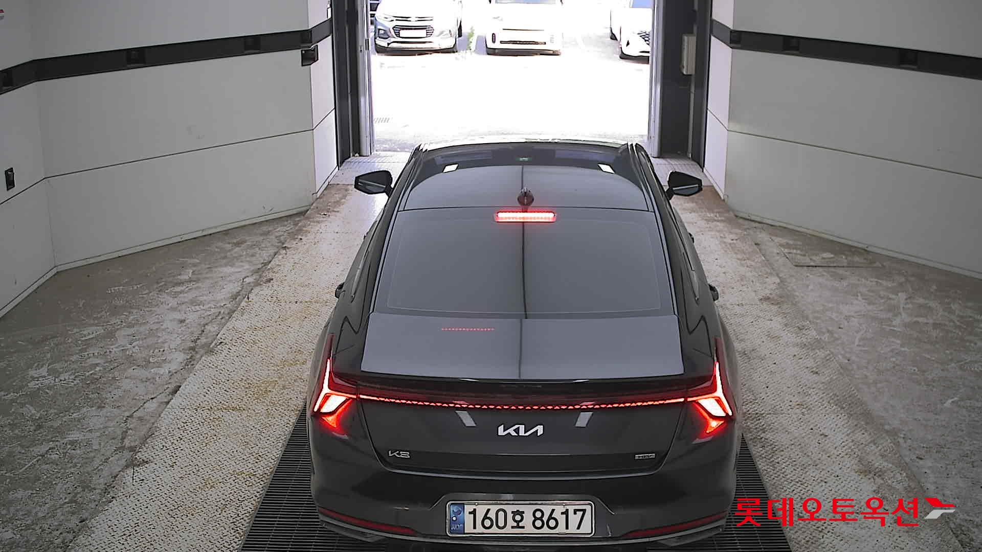 2022 - kia k8