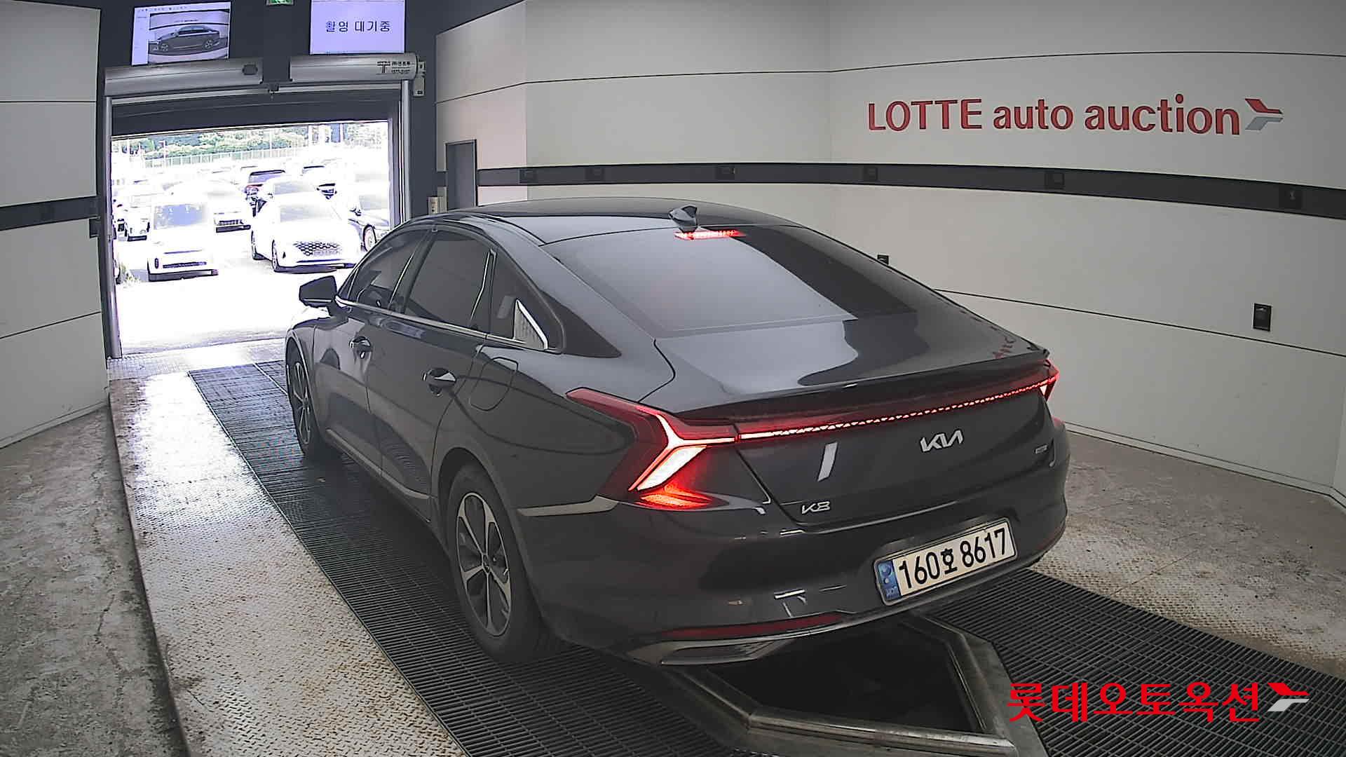 2022 - kia k8