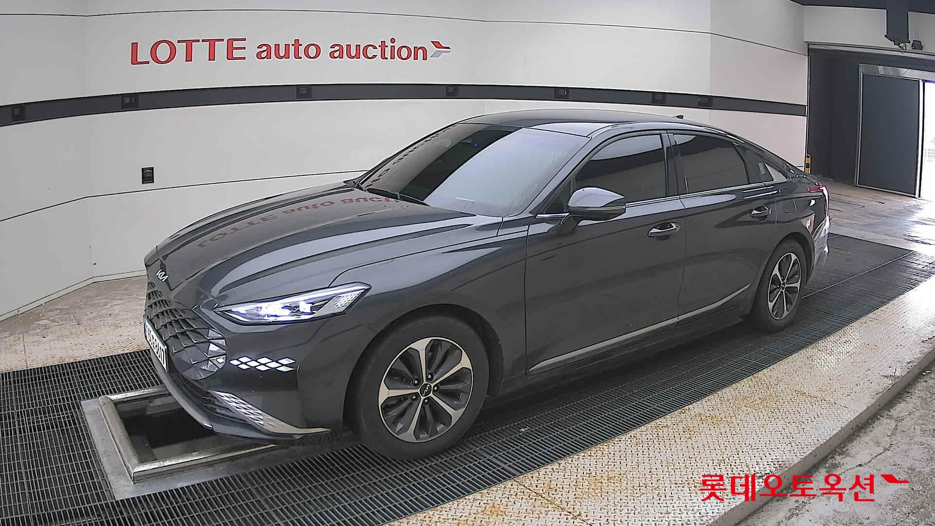 2022 - kia k8