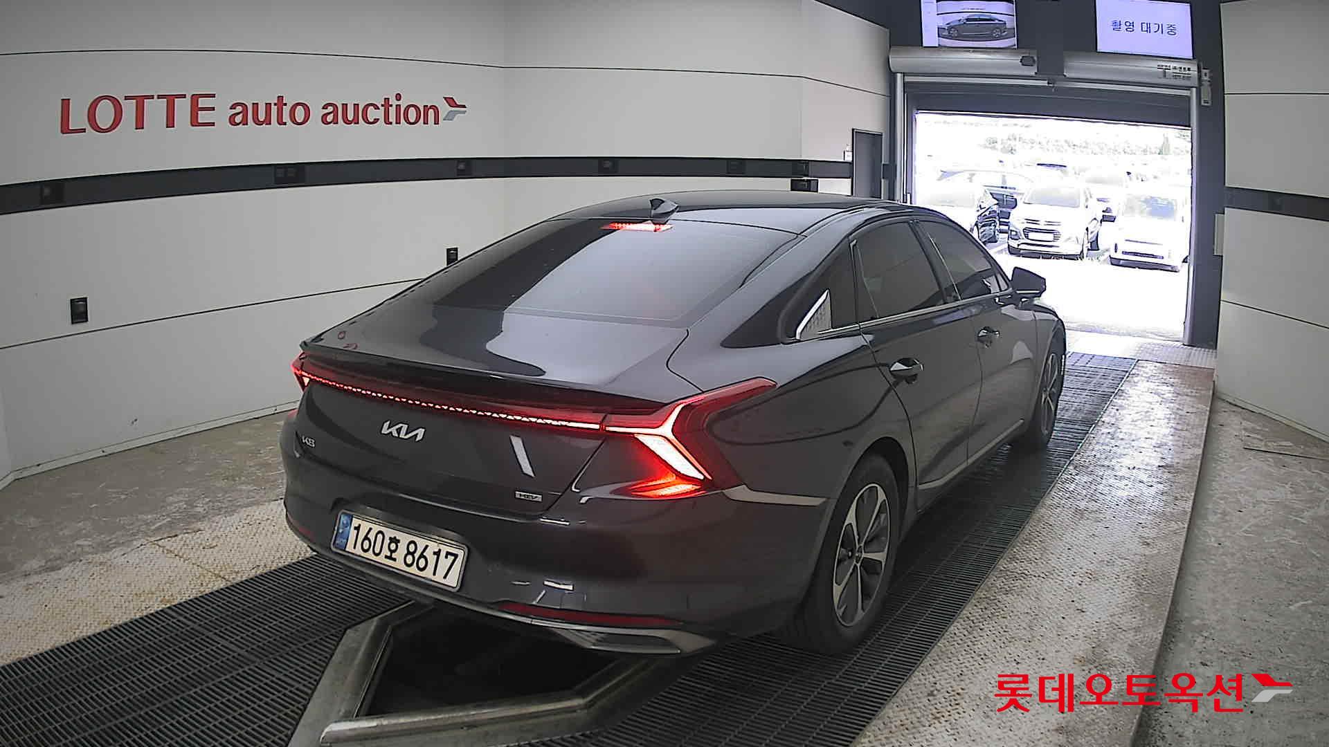 2022 - kia k8