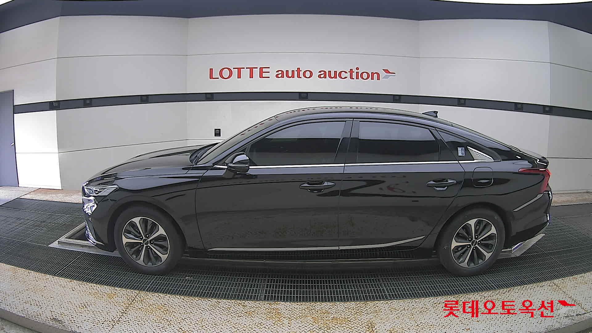 2023 - kia k8