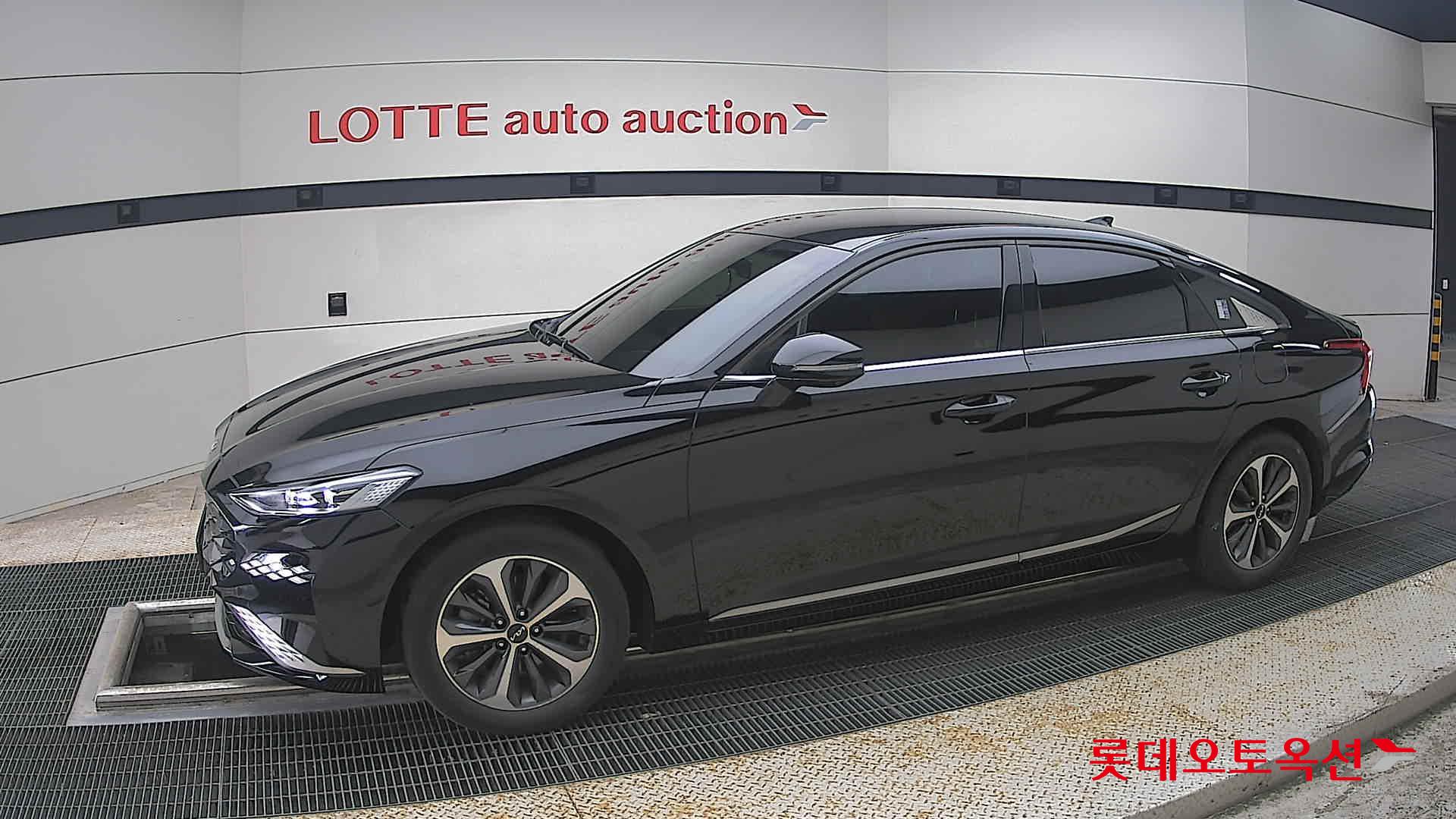 2023 - kia k8