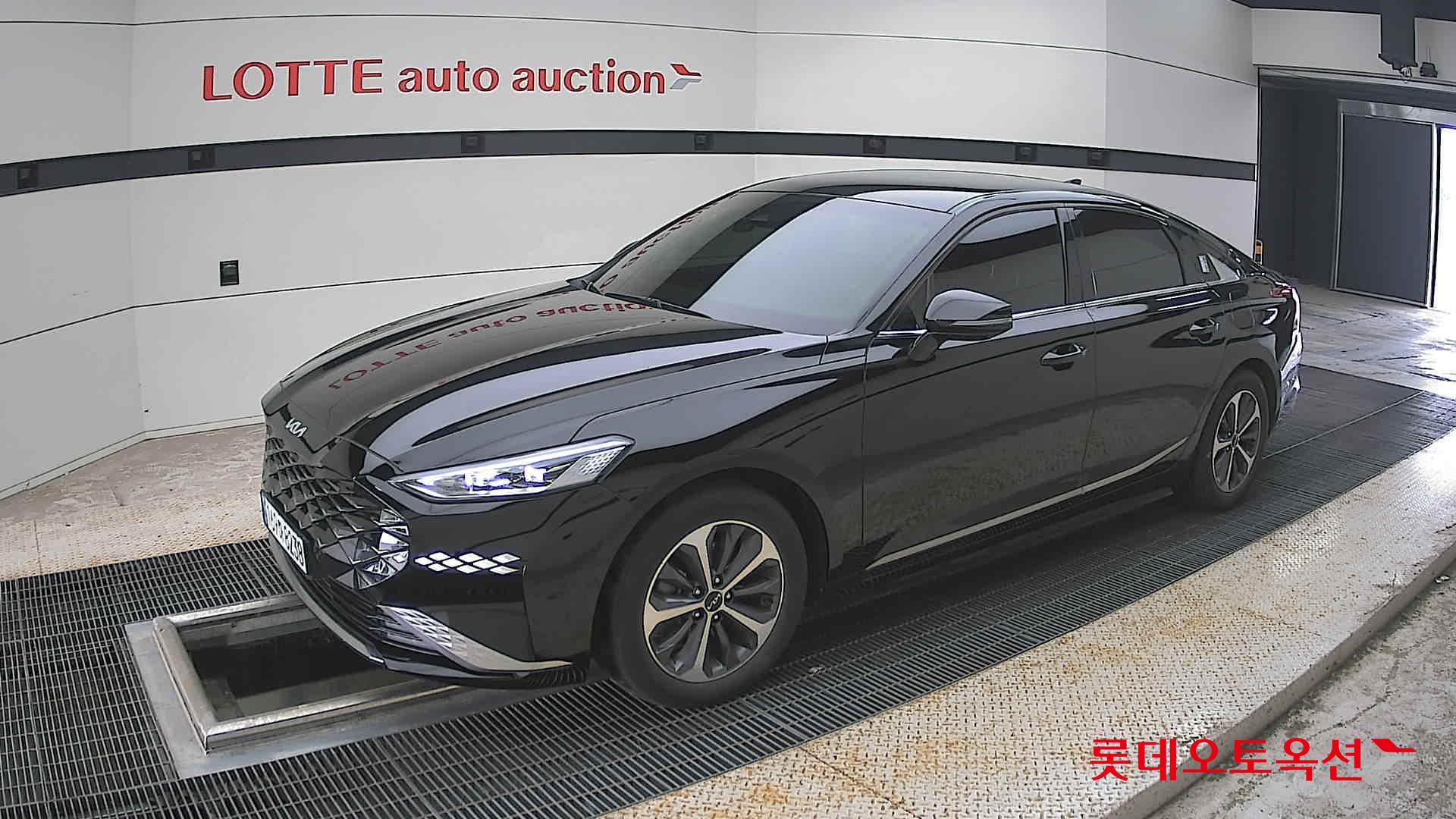 2023 - kia k8