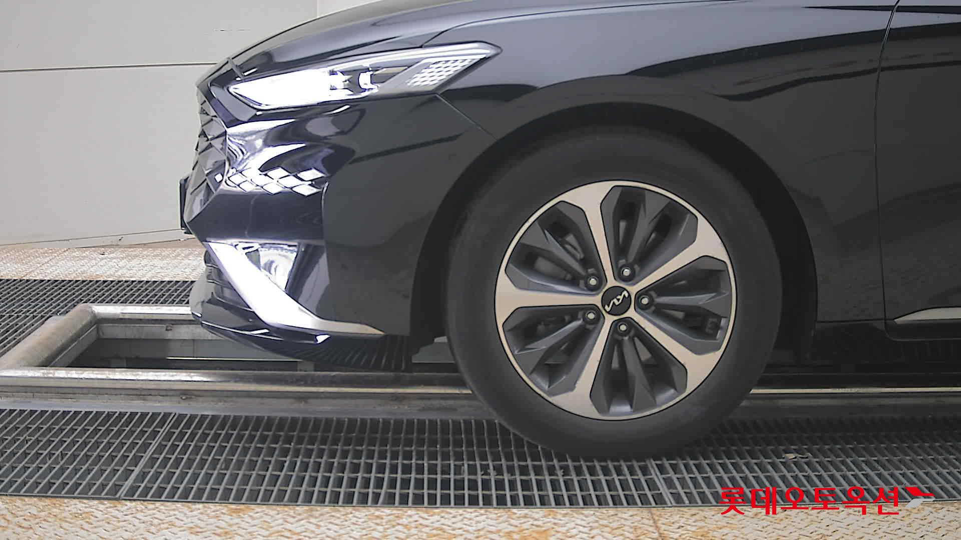 2023 - kia k8