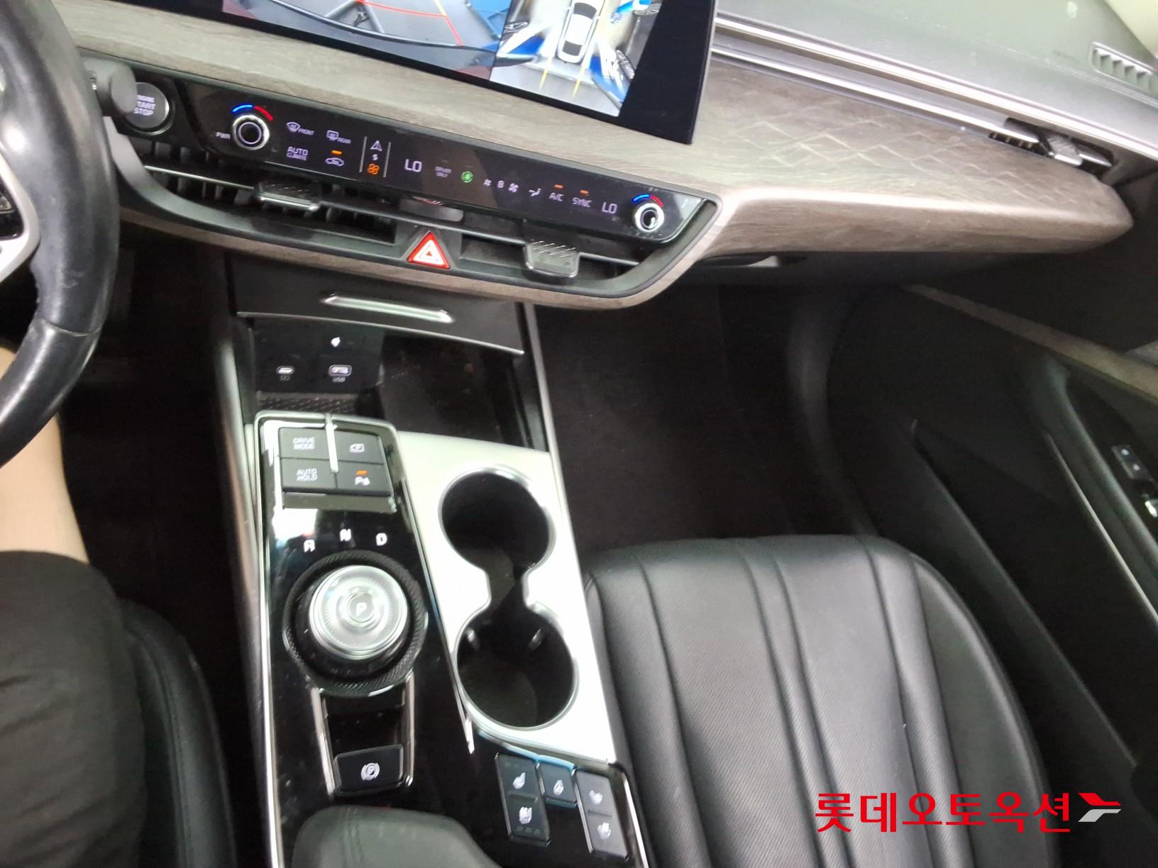 2023 - kia k8
