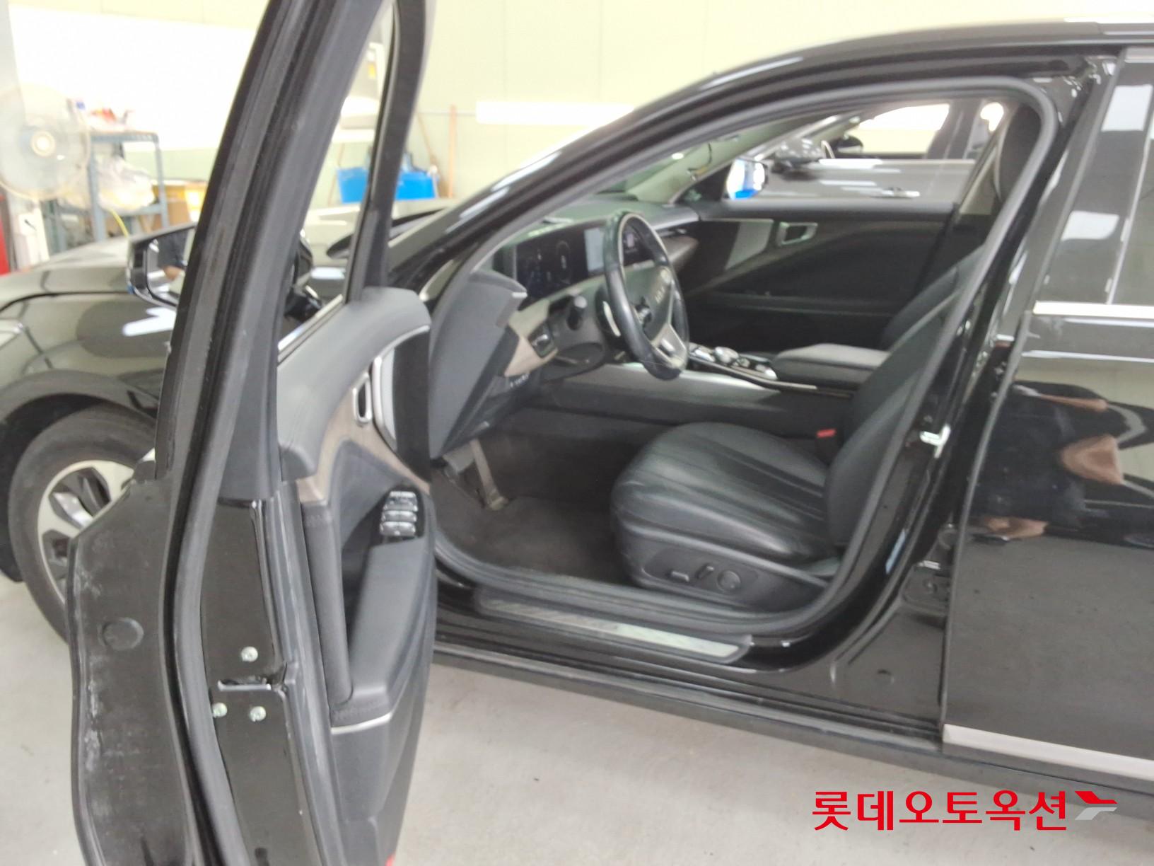 2023 - kia k8