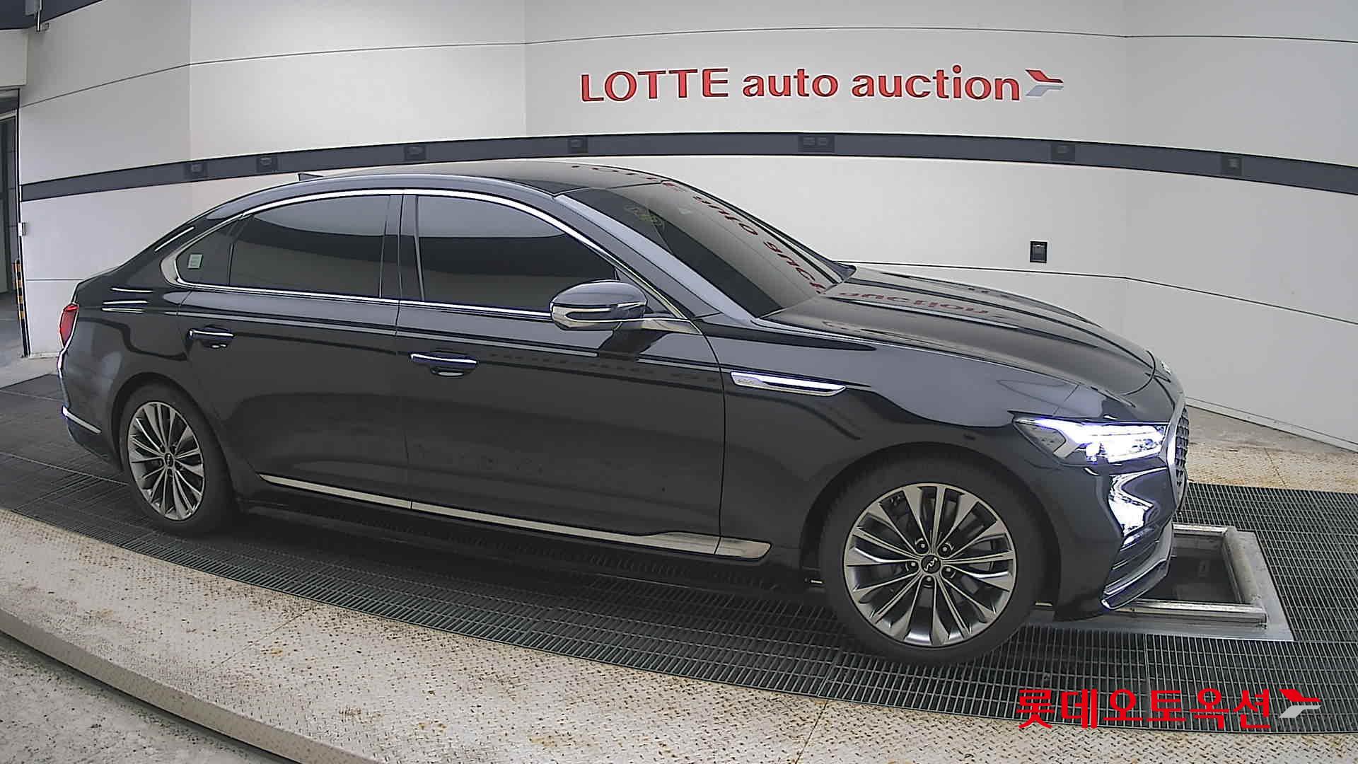 2023 - kia k9