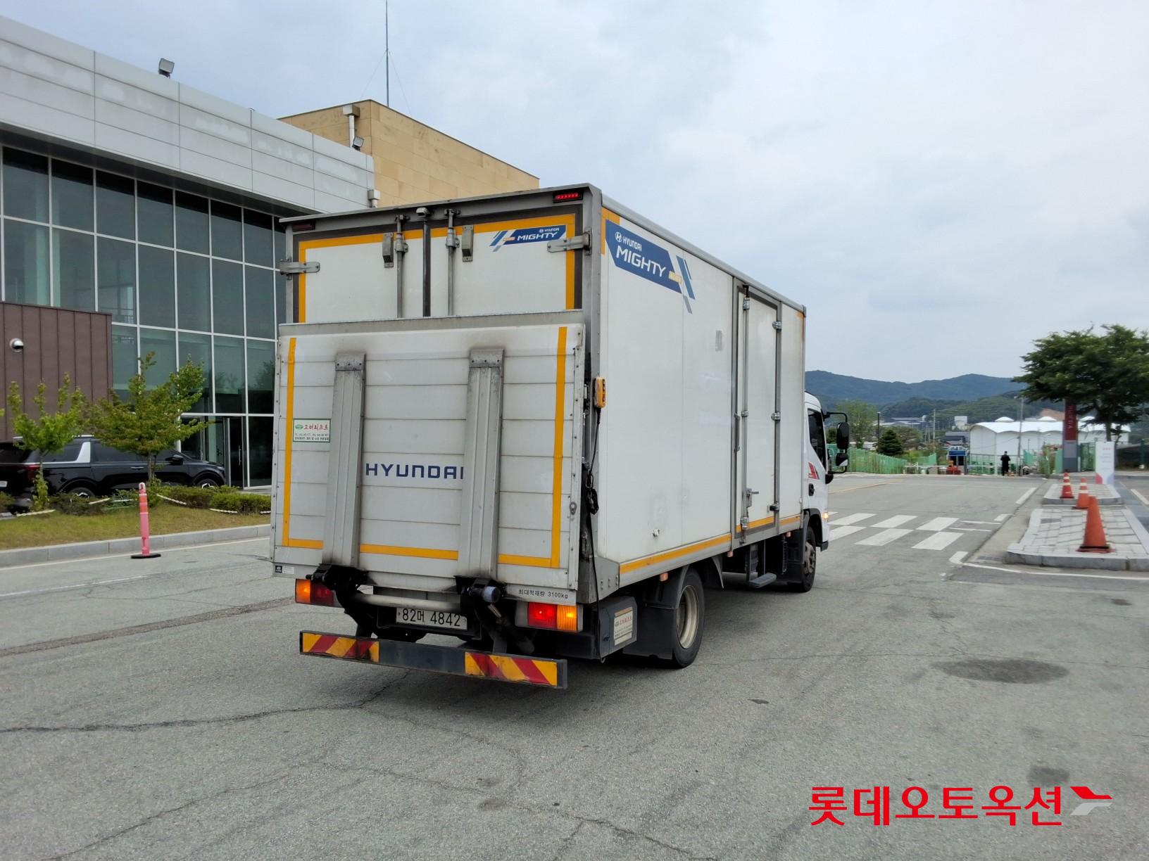 2020 - hyundai mighty