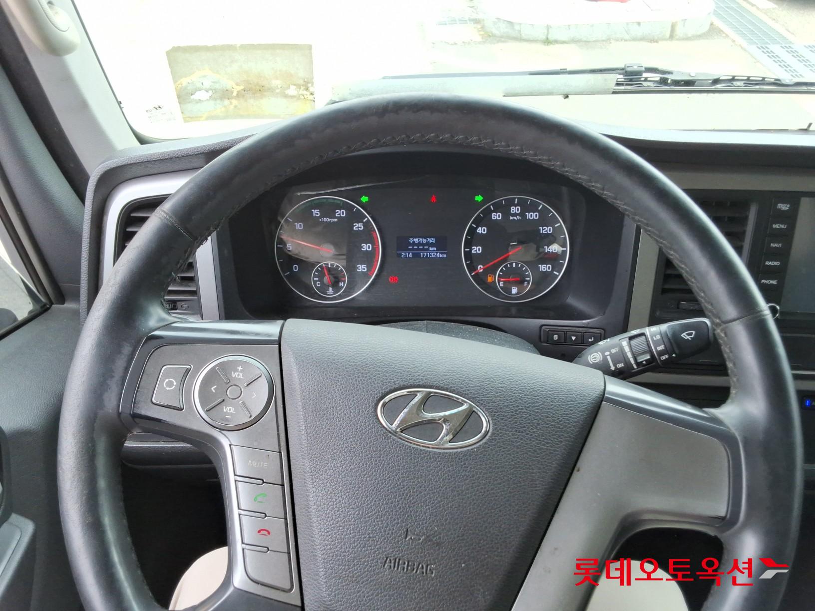 2020 - hyundai mighty
