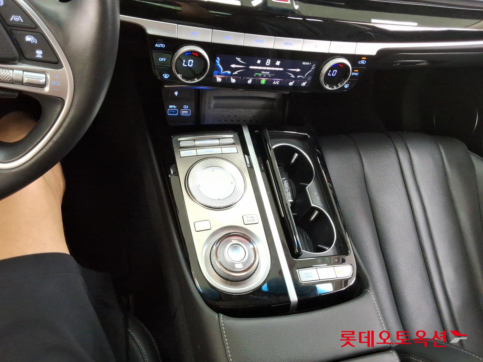 2022 - genesis g80