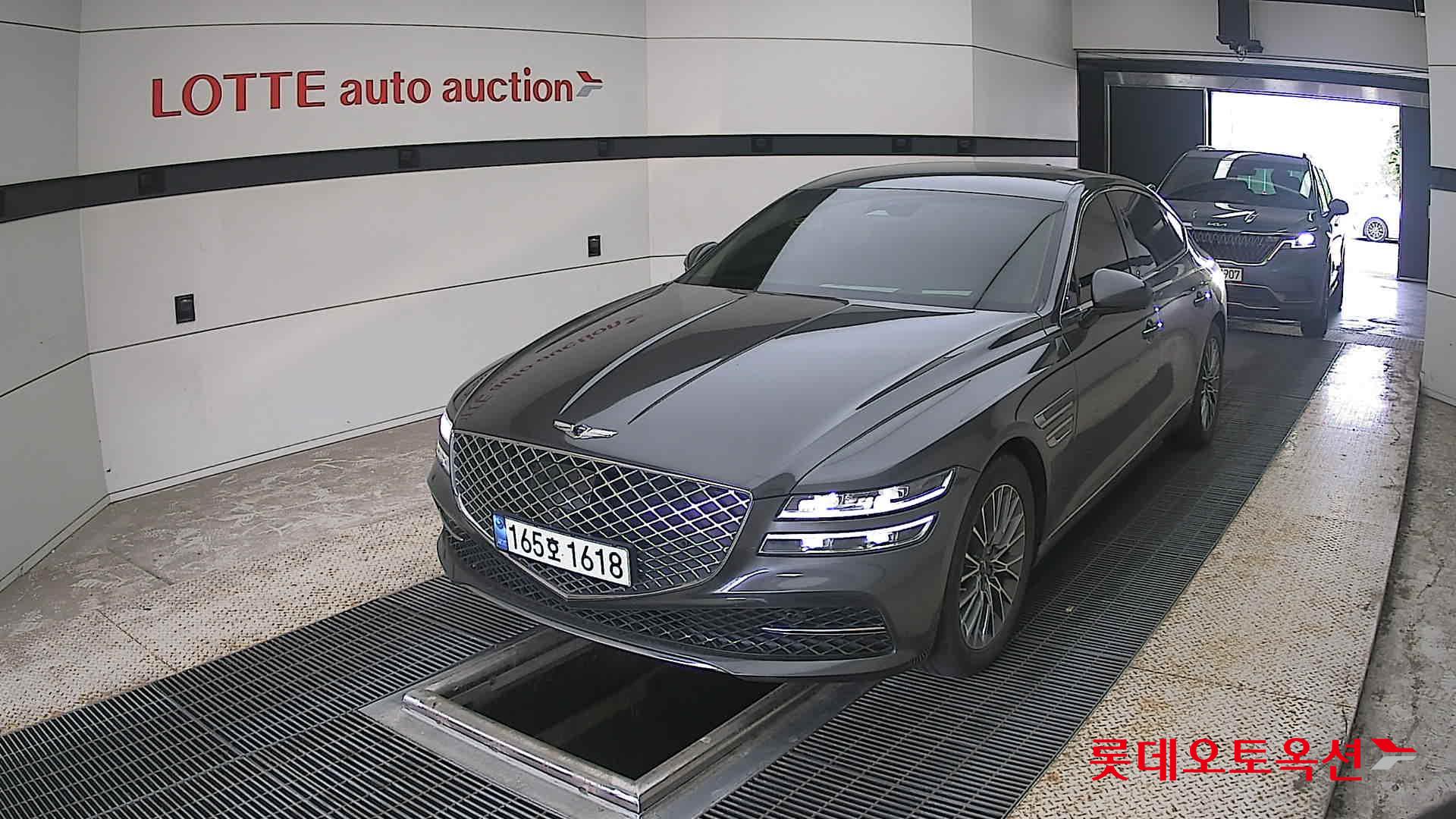2022 - genesis g80