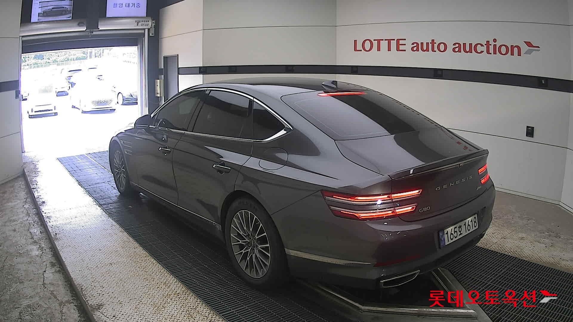 2022 - genesis g80