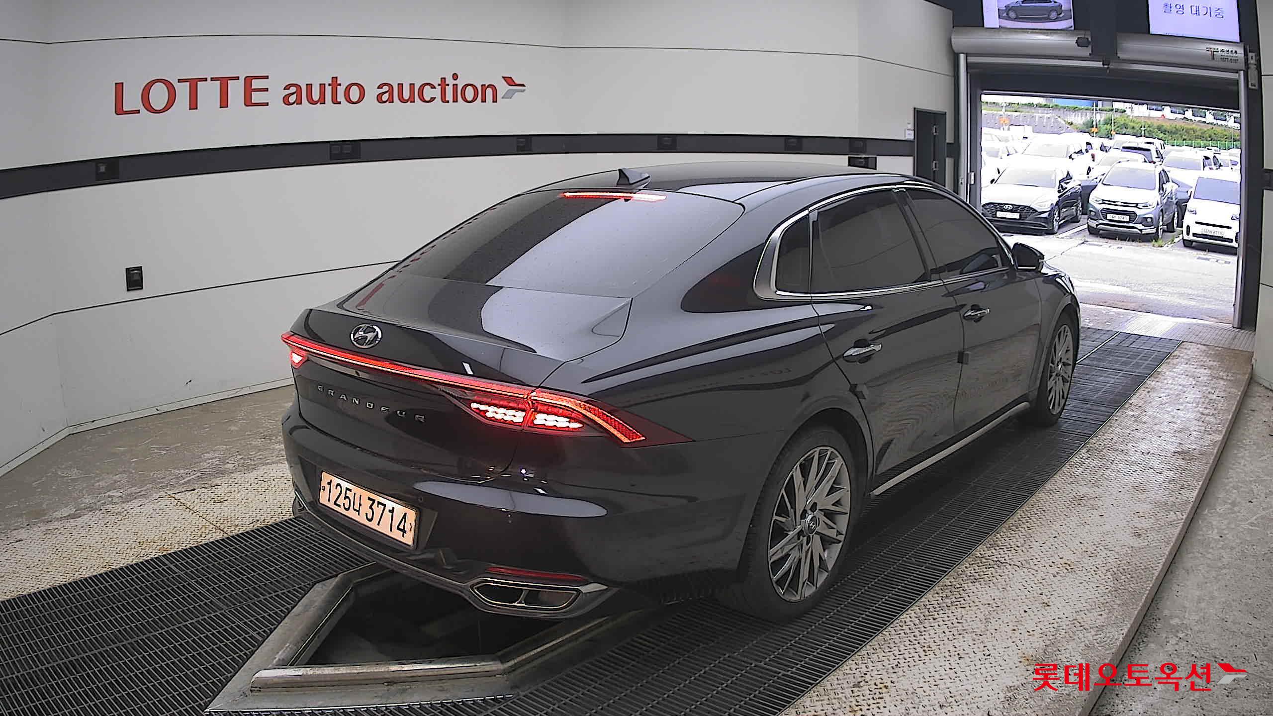 2020 - hyundai grandeur