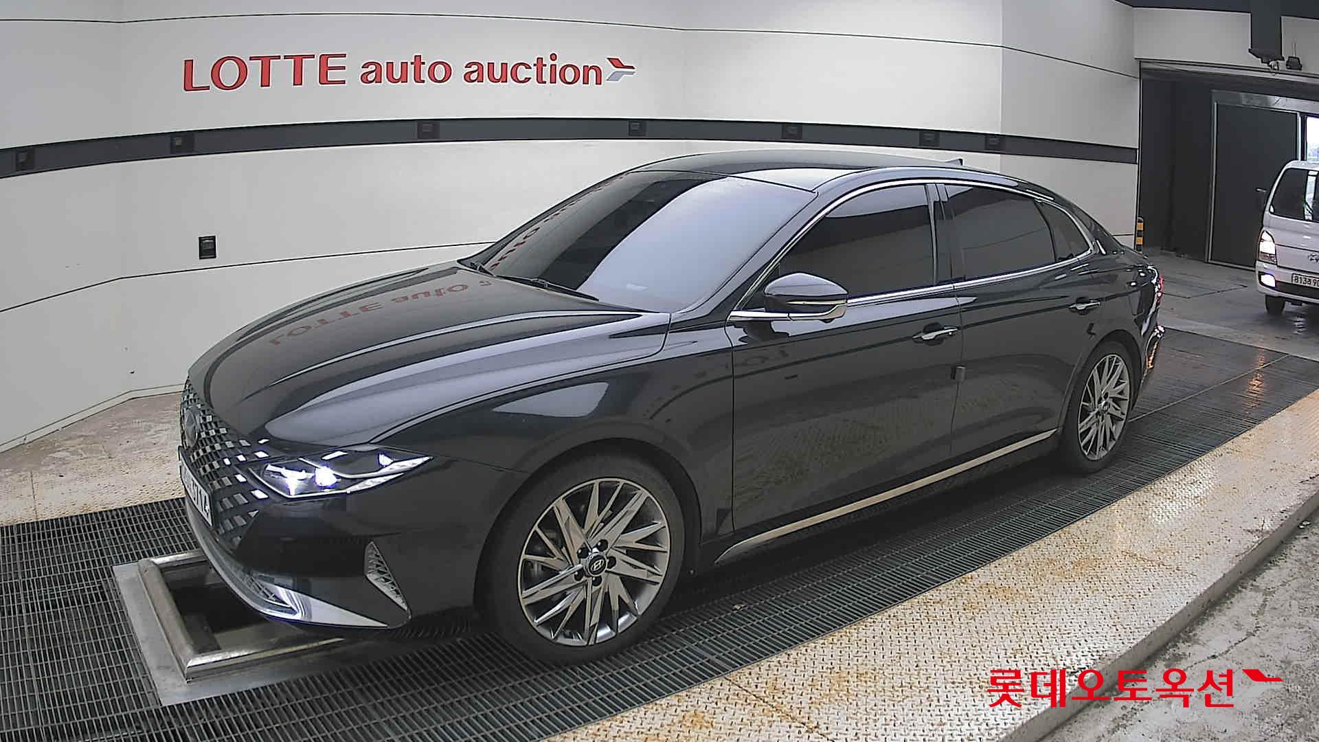 2020 - hyundai grandeur