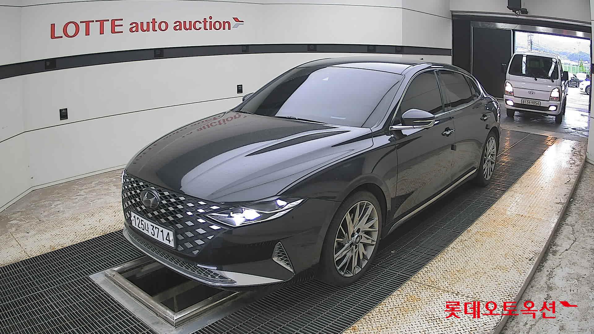2020 - hyundai grandeur