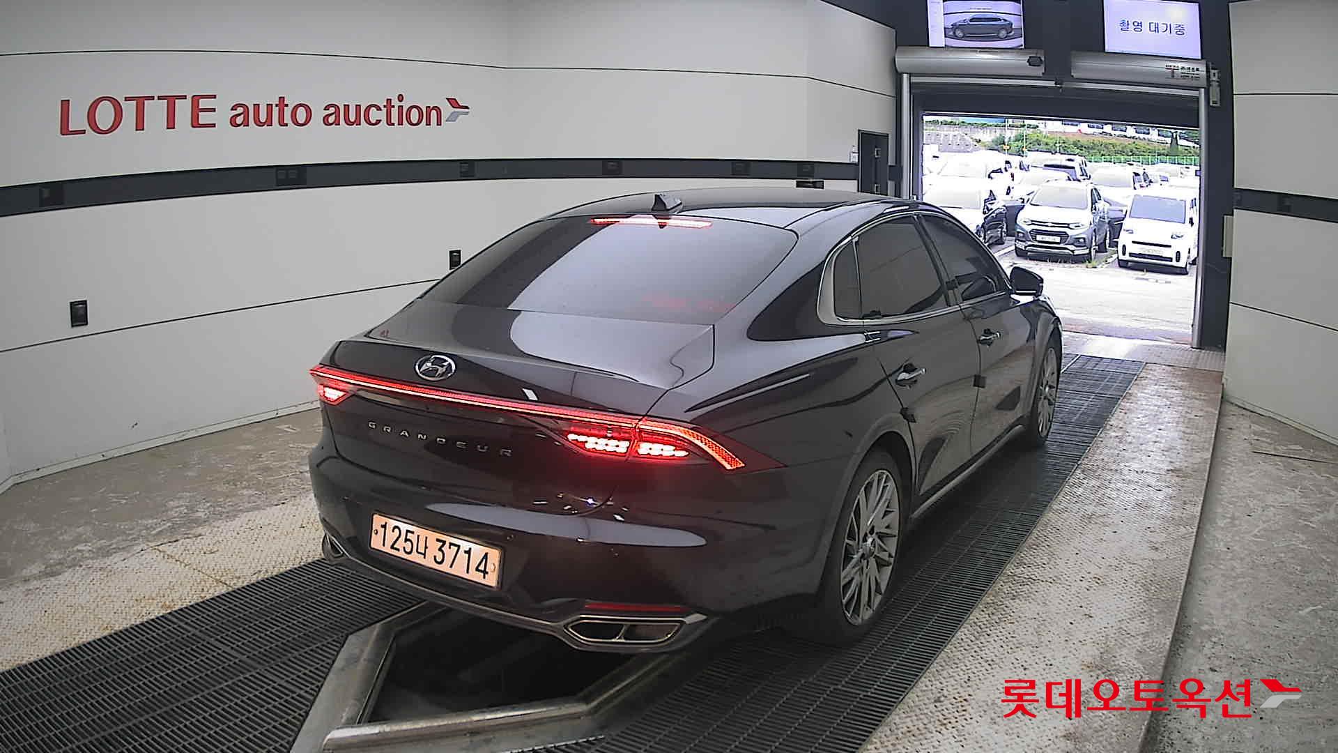 2020 - hyundai grandeur