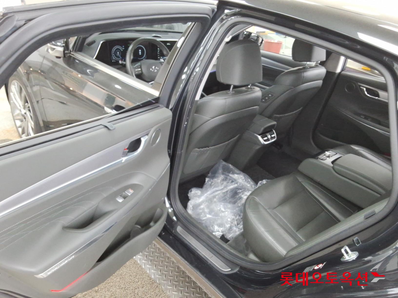 2020 - hyundai grandeur