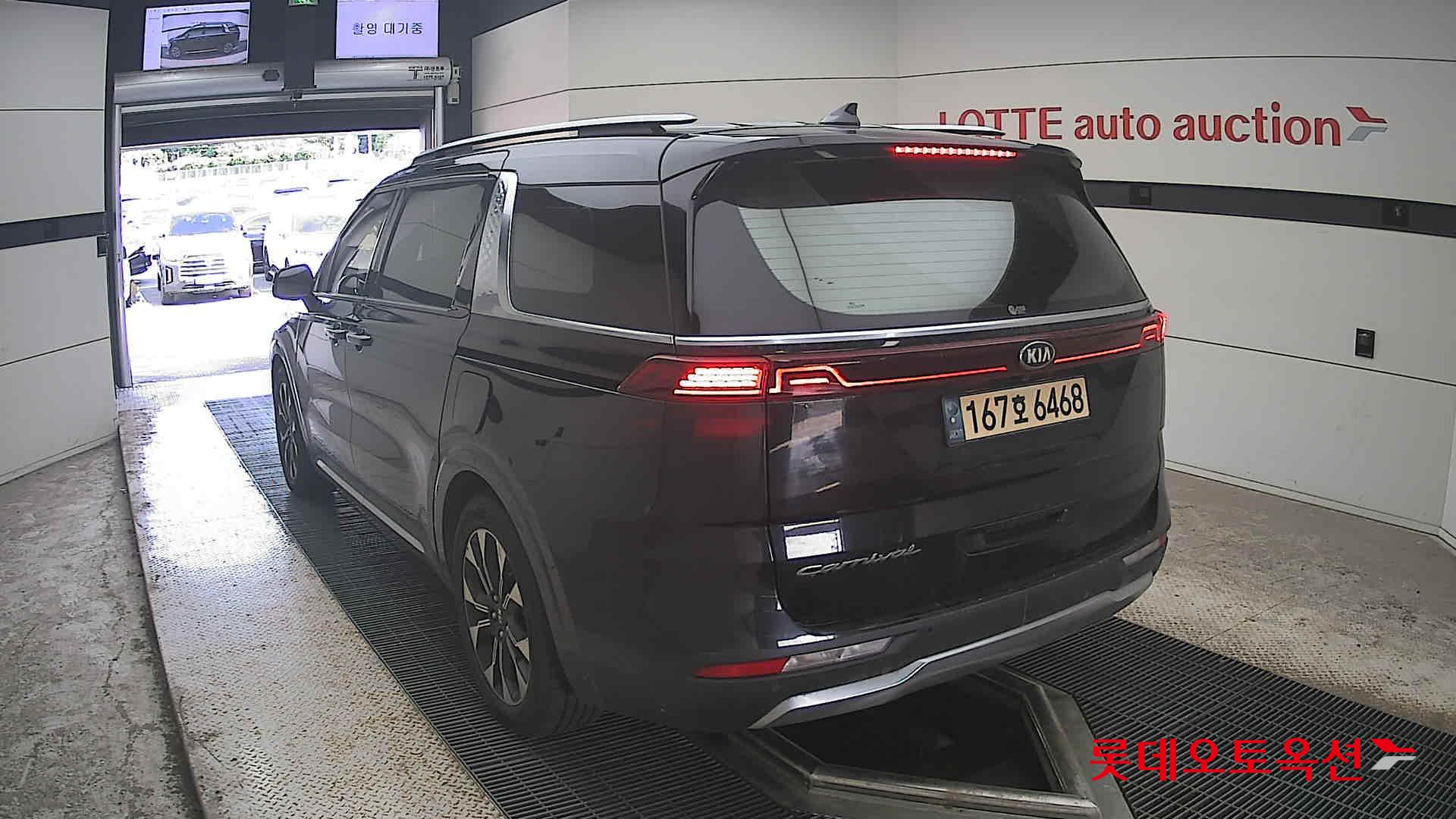 Kia Carnival id 4504276 из Кореи 9