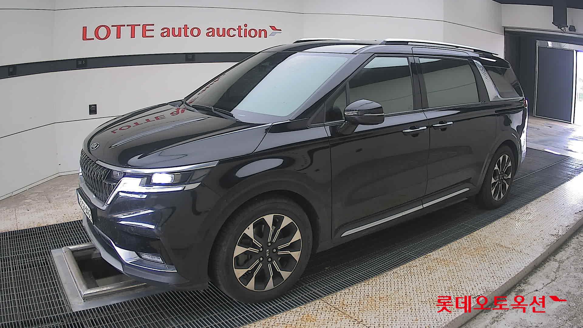 Kia Carnival id 4504276 из Кореи 13