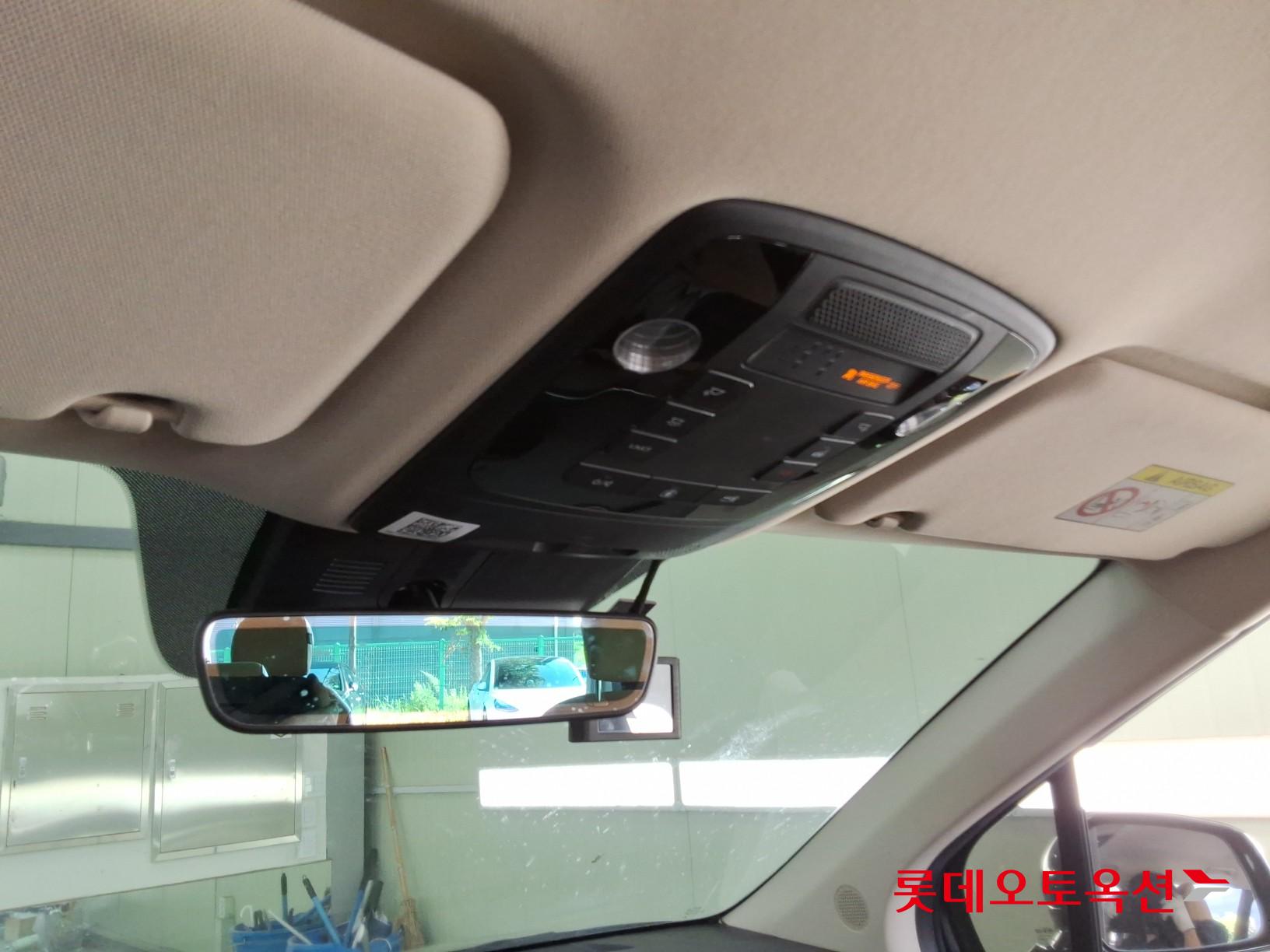 Kia Carnival id 4504276 из Кореи 30