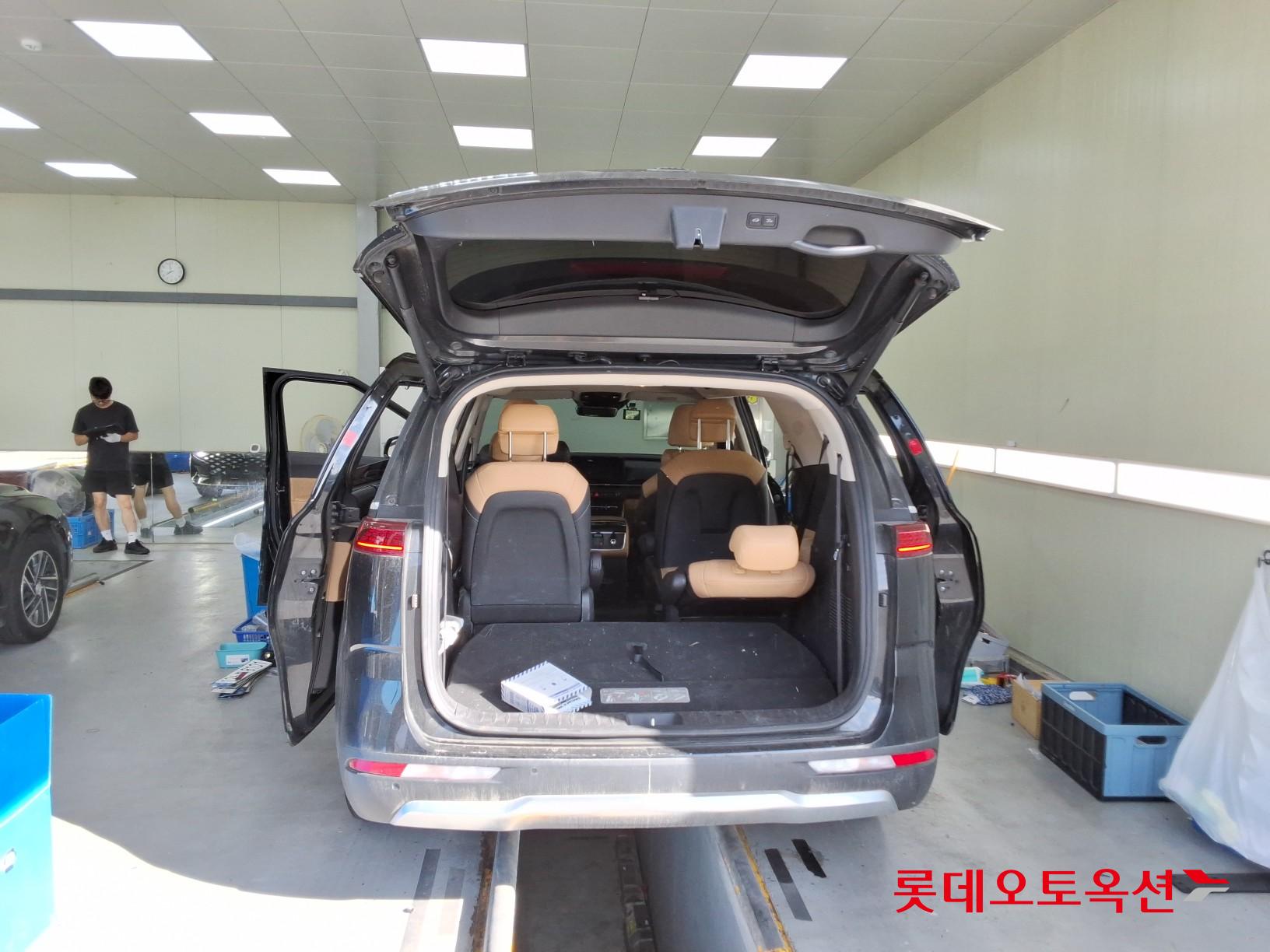 Kia Carnival id 4504276 из Кореи 37