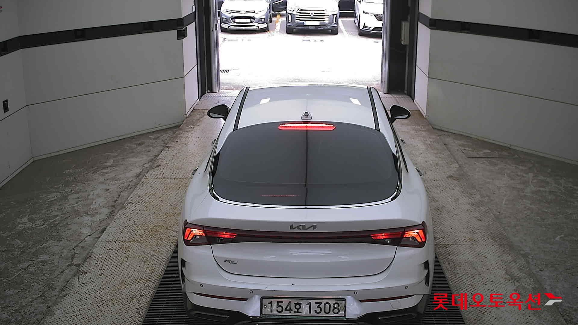 2022 - kia k5