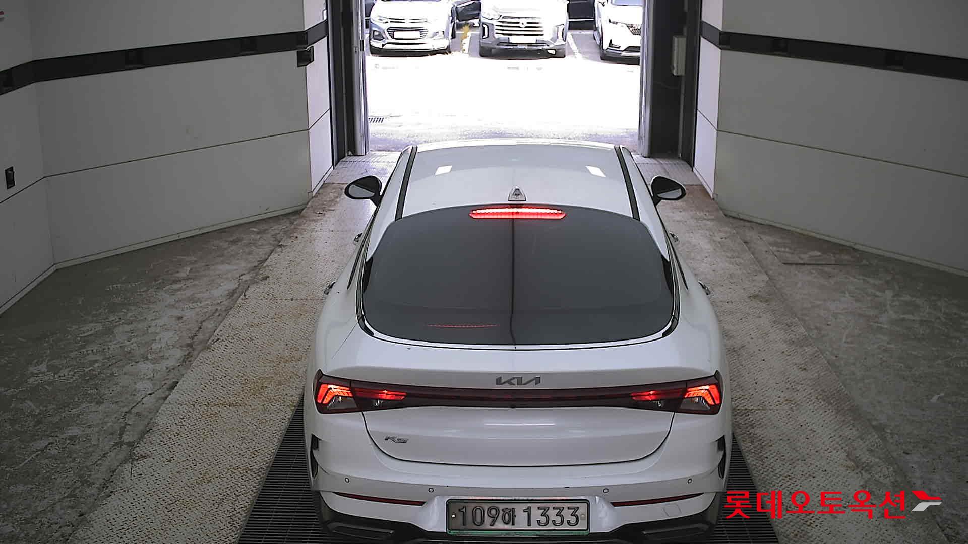 2022 - kia k5
