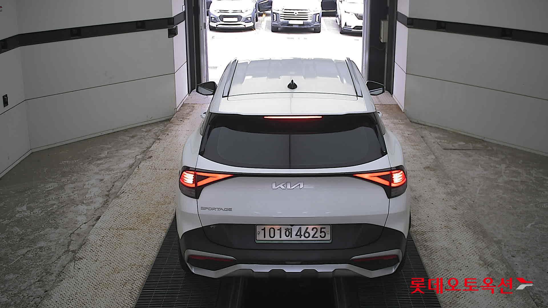 2022 - kia sportage