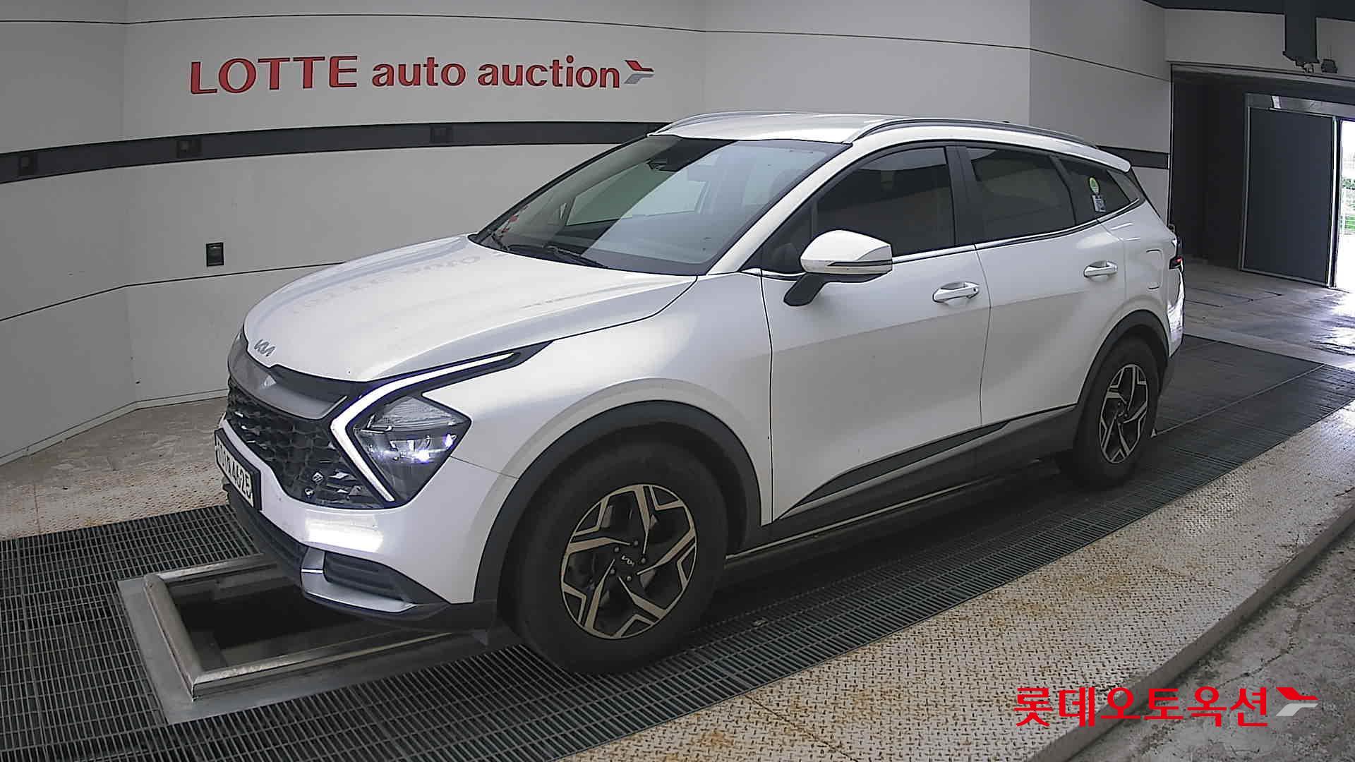 2022 - kia sportage