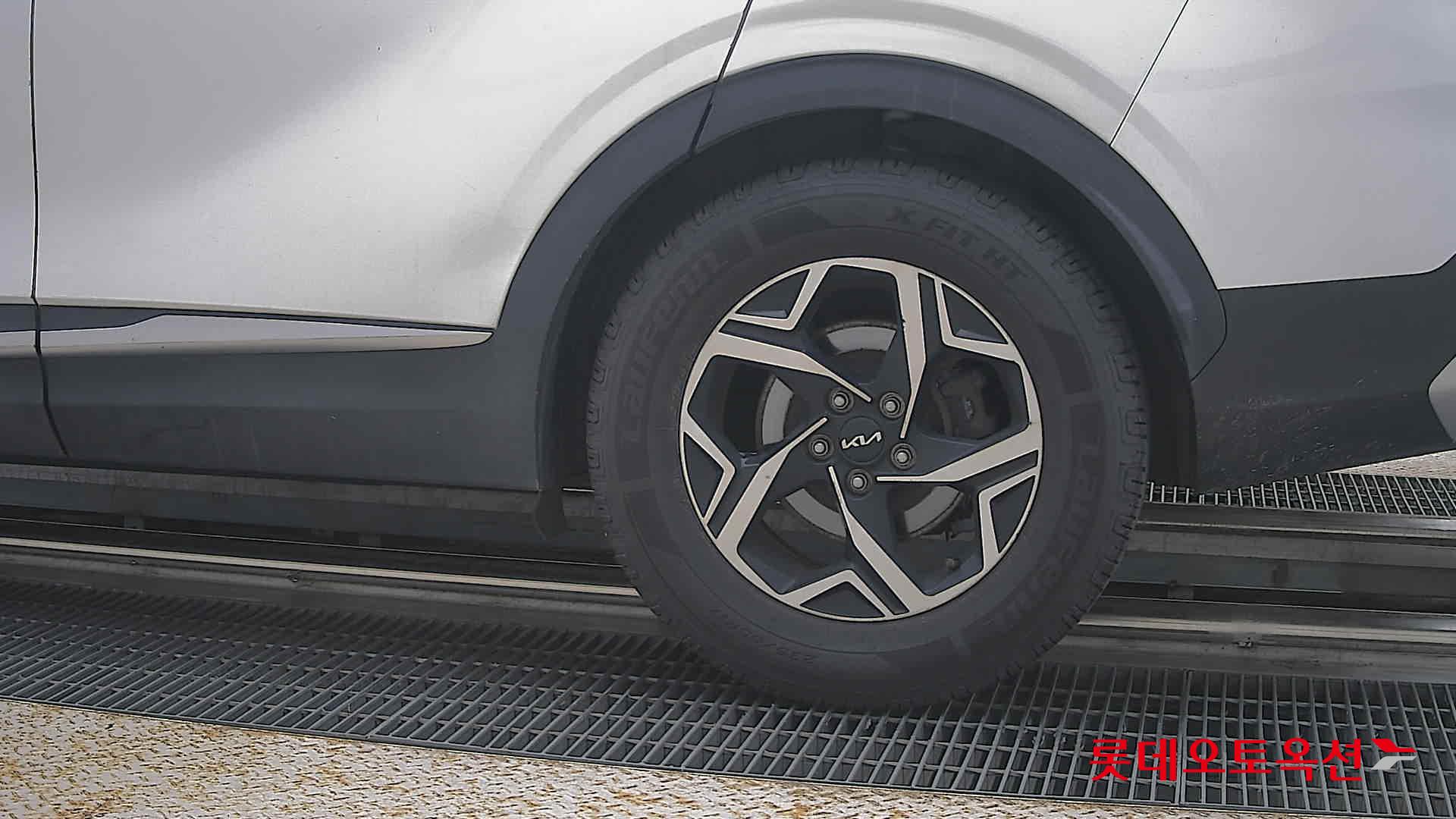 2022 - kia sportage