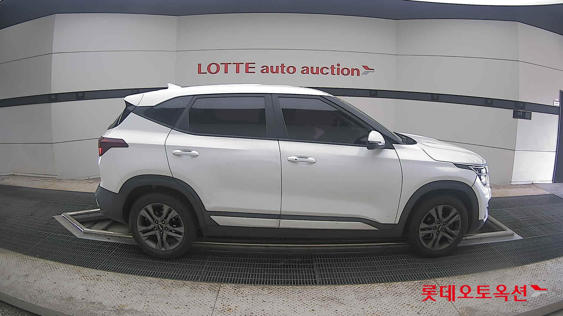 2022 - kia seltos
