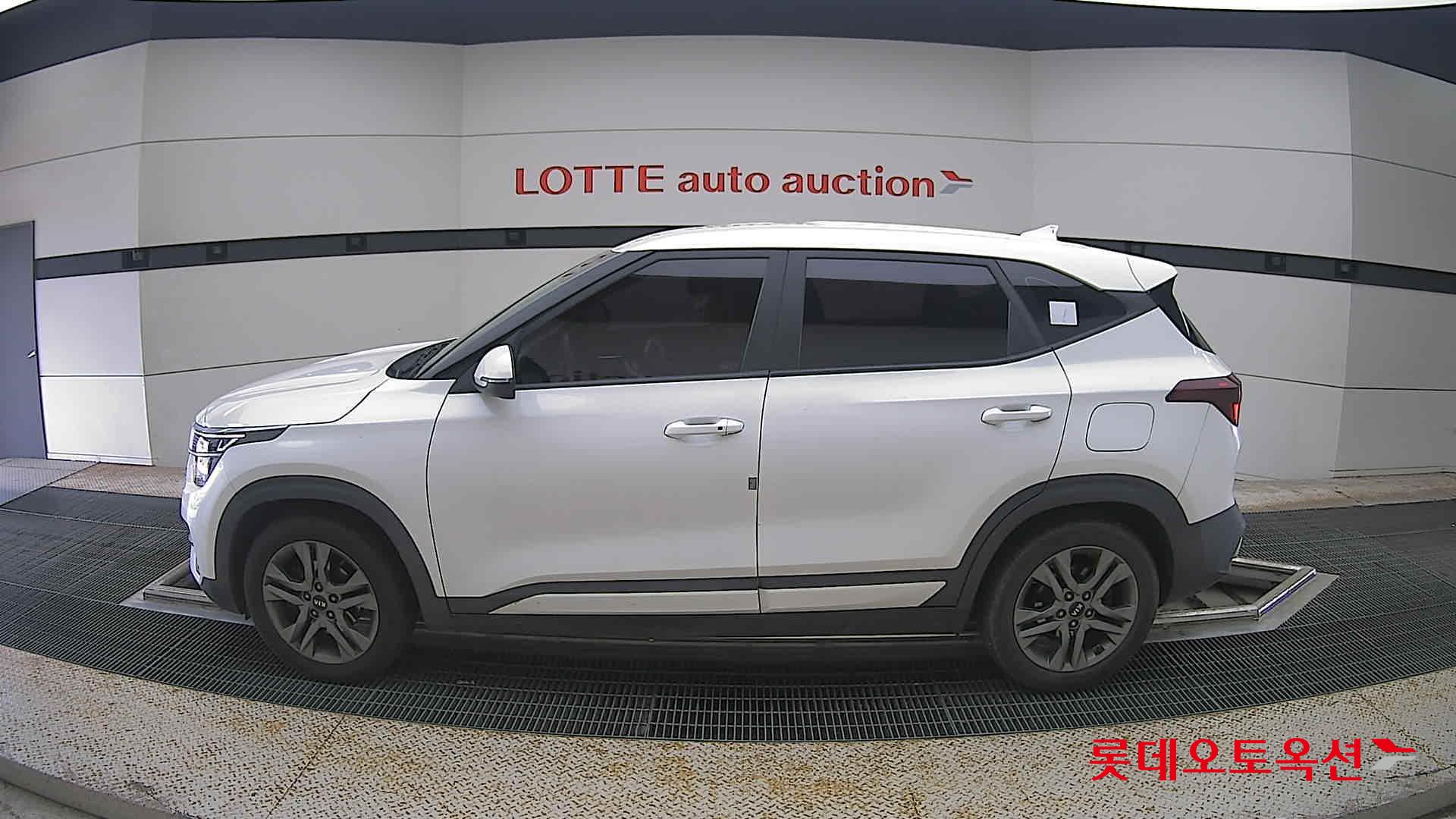 2022 - kia seltos