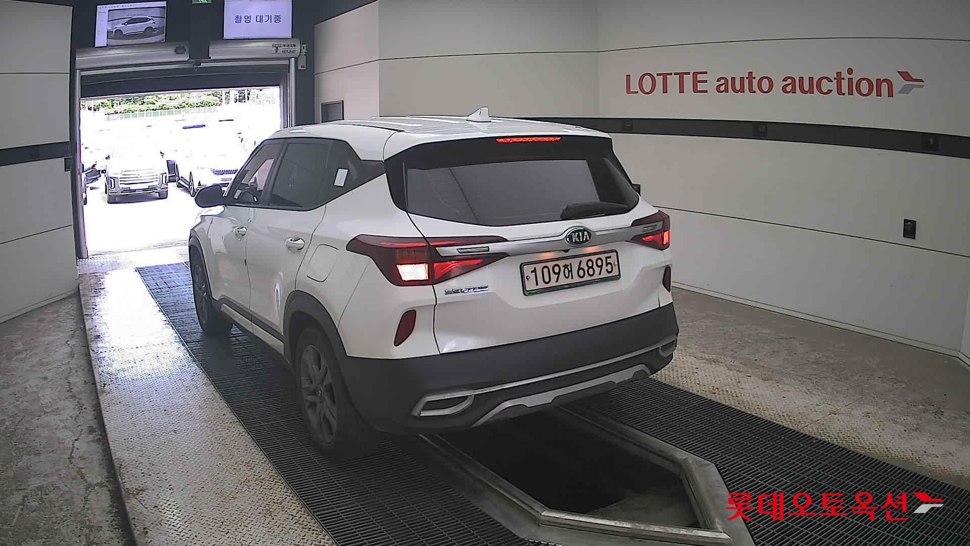 2022 - kia seltos