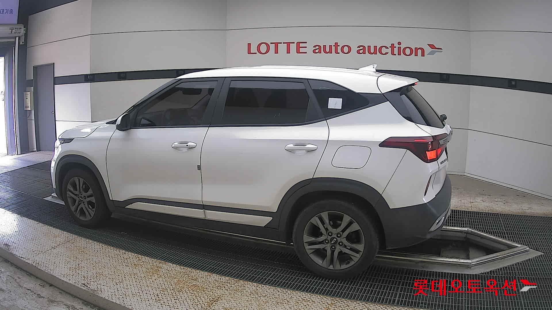 2022 - kia seltos
