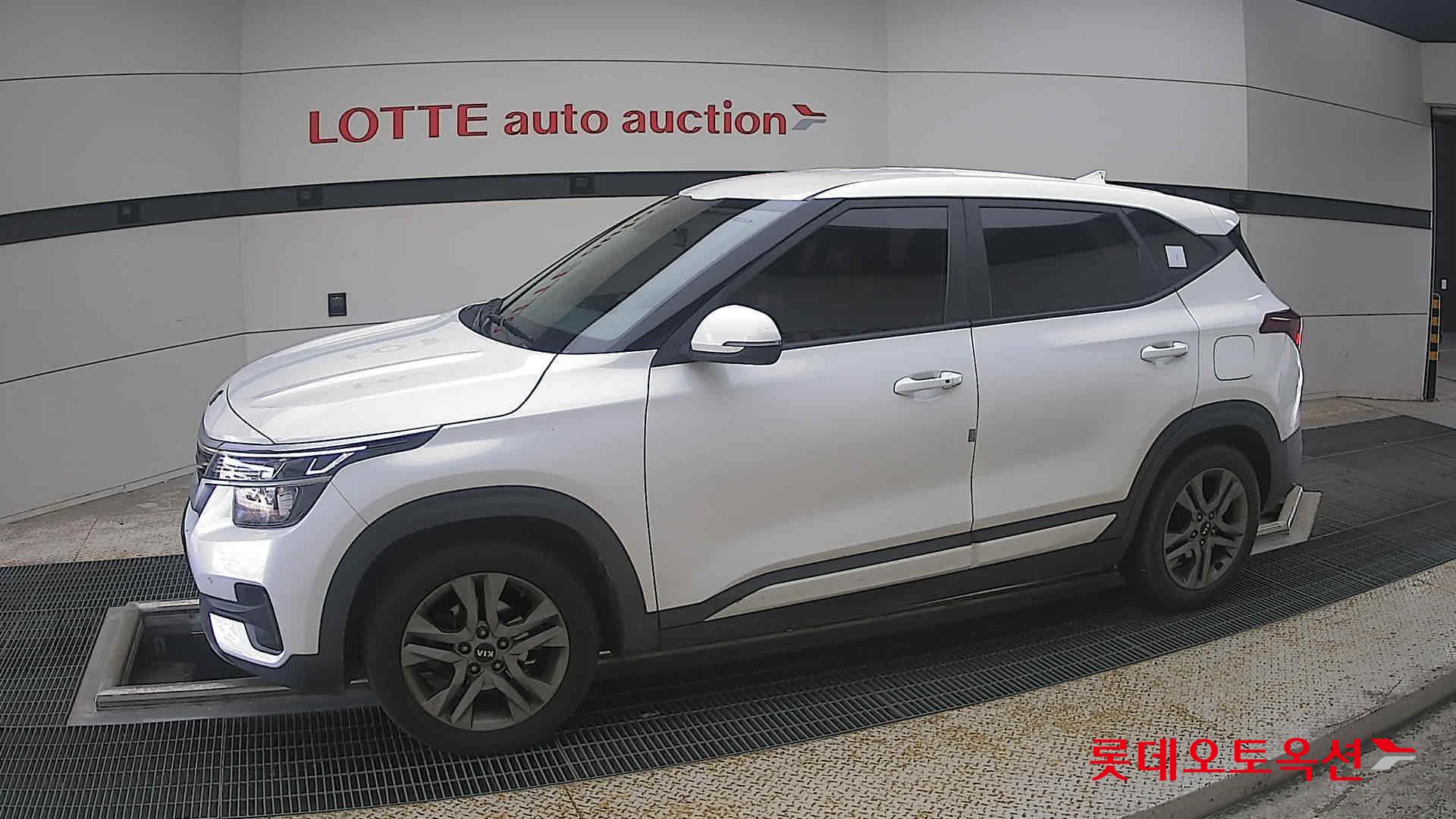 2022 - kia seltos