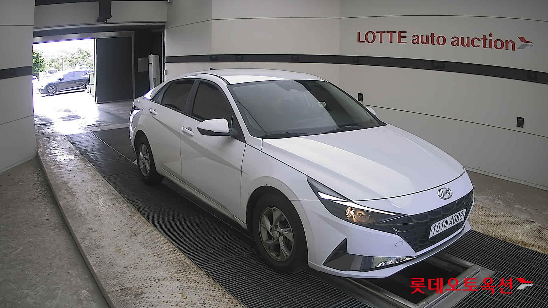 2021 - hyundai avante