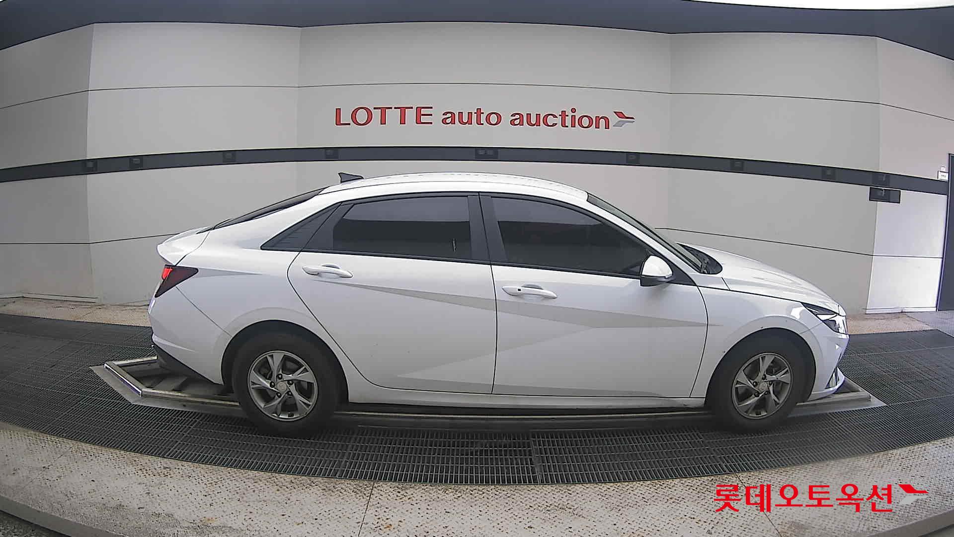 2021 - hyundai avante