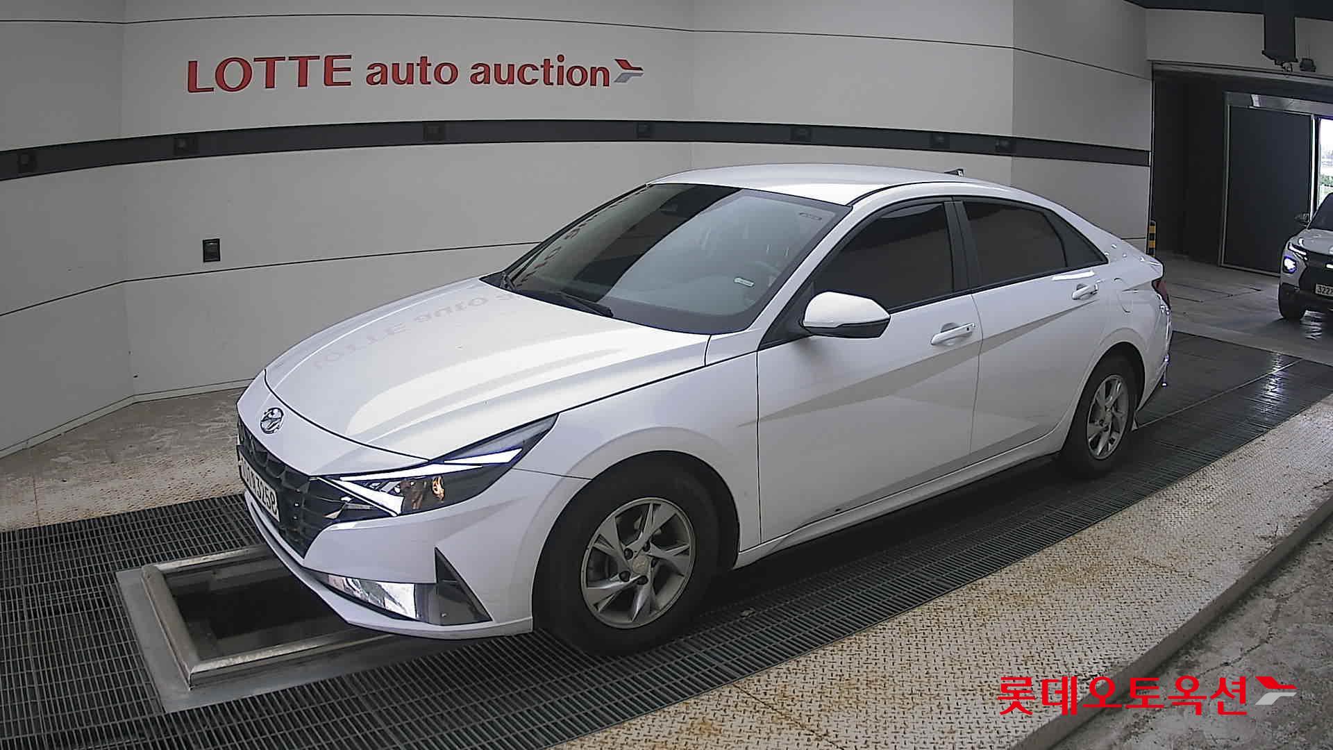 2021 - hyundai avante