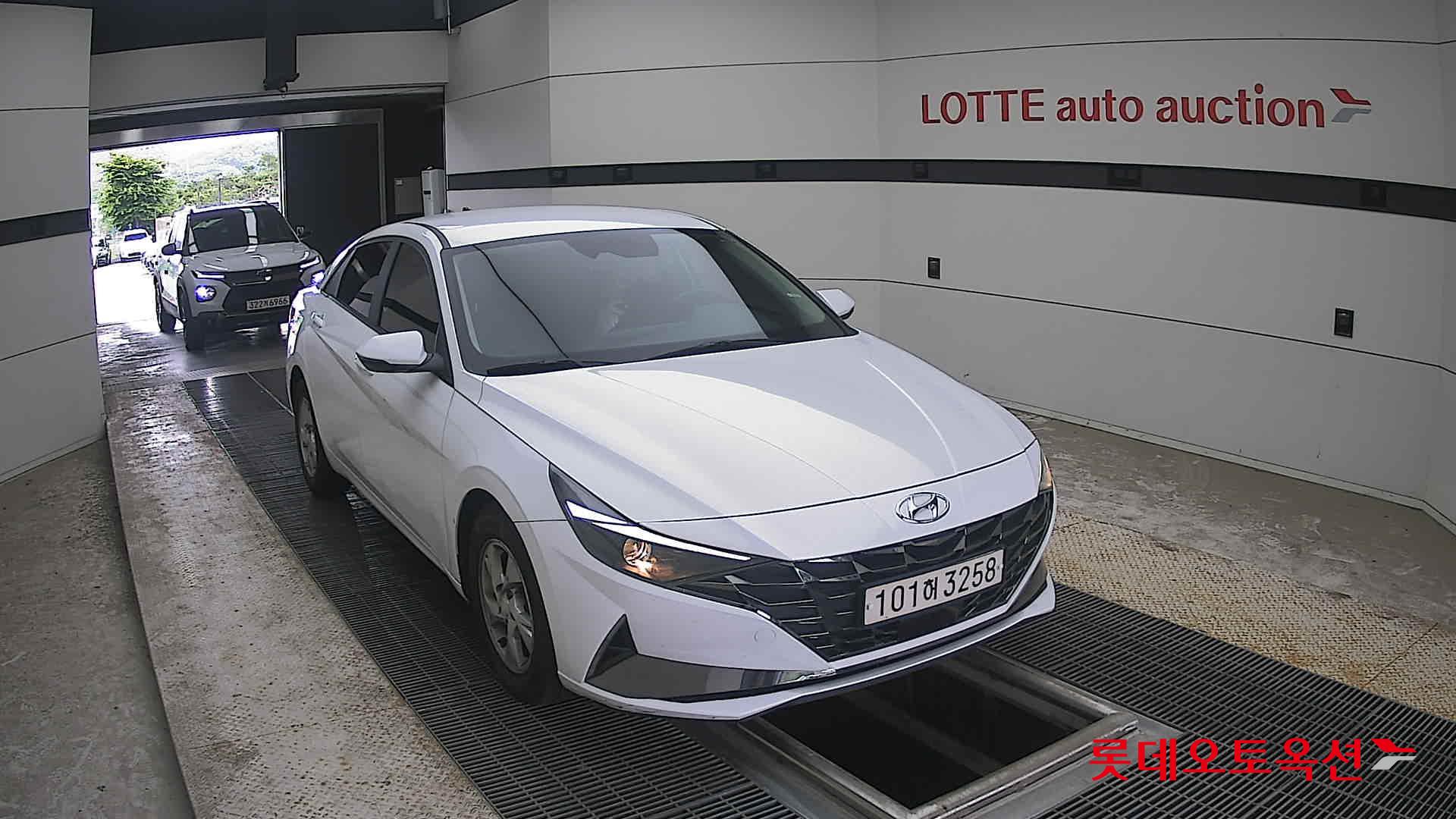 2021 - hyundai avante