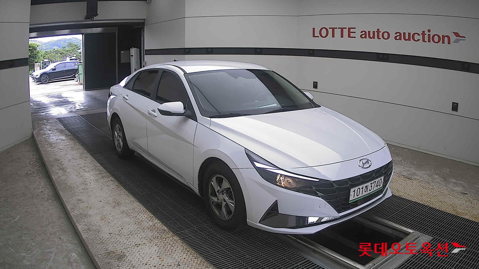 2021 - hyundai avante