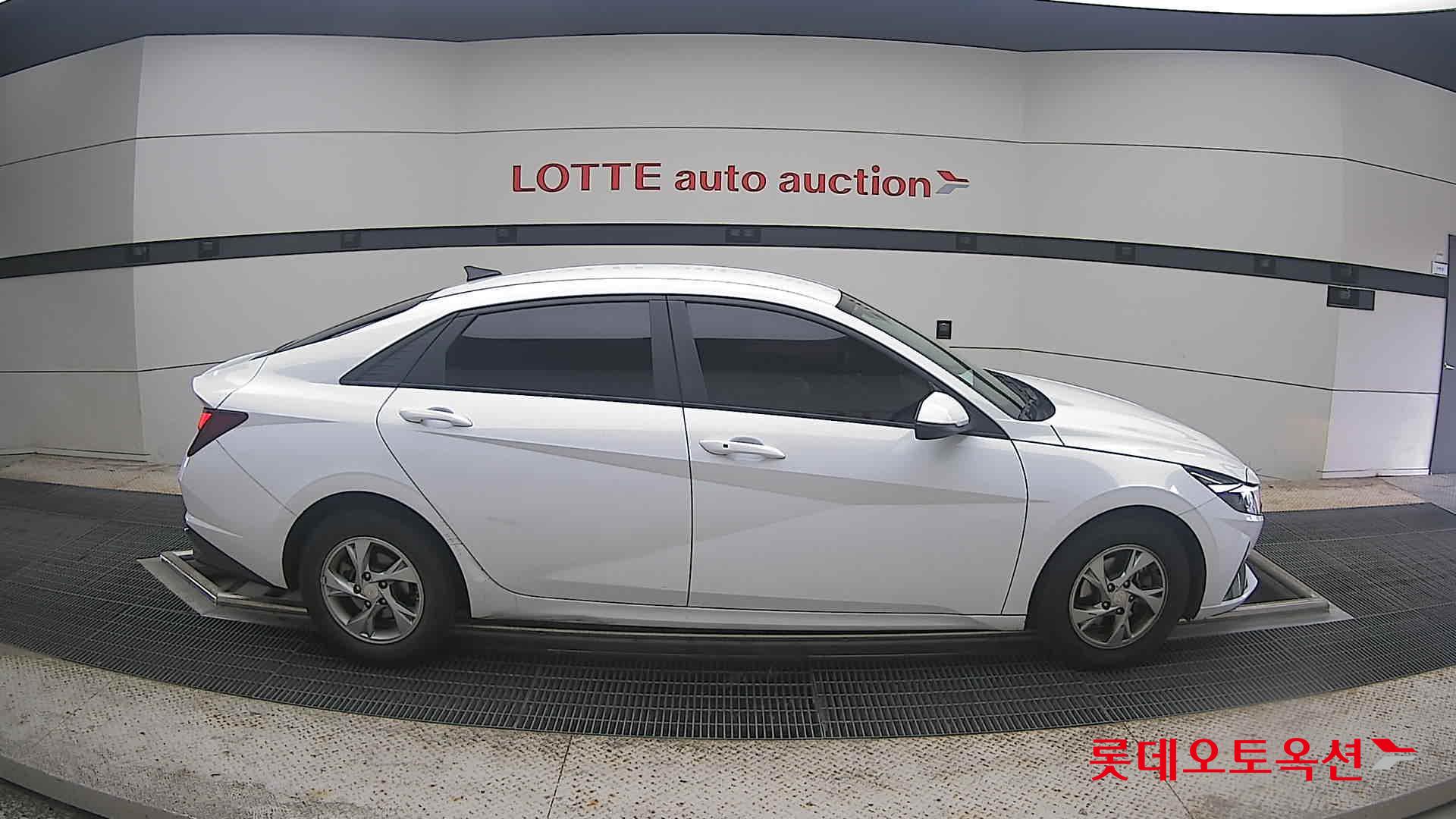2021 - hyundai avante