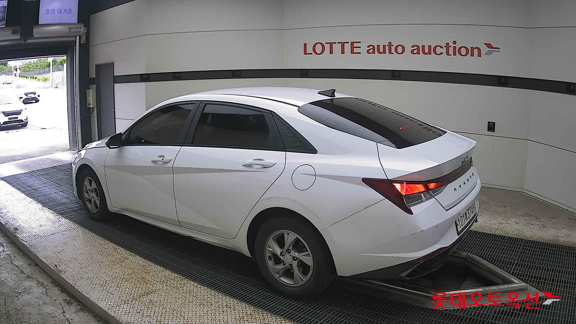 2021 - hyundai avante