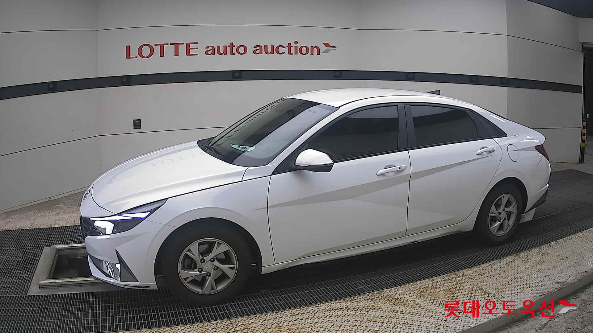 2021 - hyundai avante